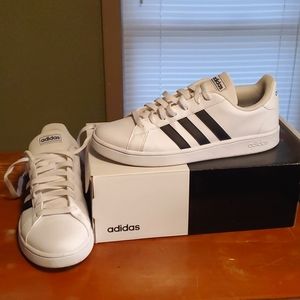 Adidas Grand Court Bases shoes 10.5